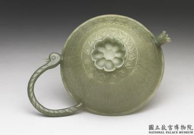 图片[3]-Jade bowl with single handle in twisted silk design, Ottoman Empire-China Archive